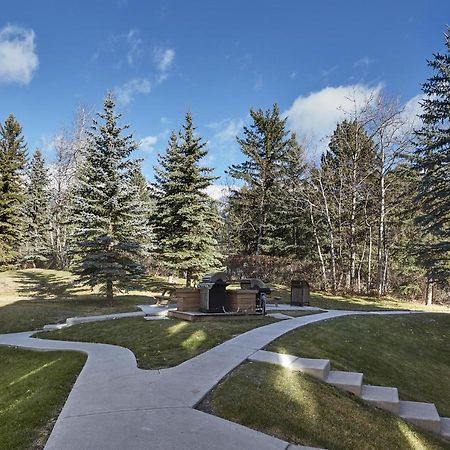 Mountain Gate - Pet Friendly 2Br W Mountain Views And Open Hot Tub Canmore Exterior foto