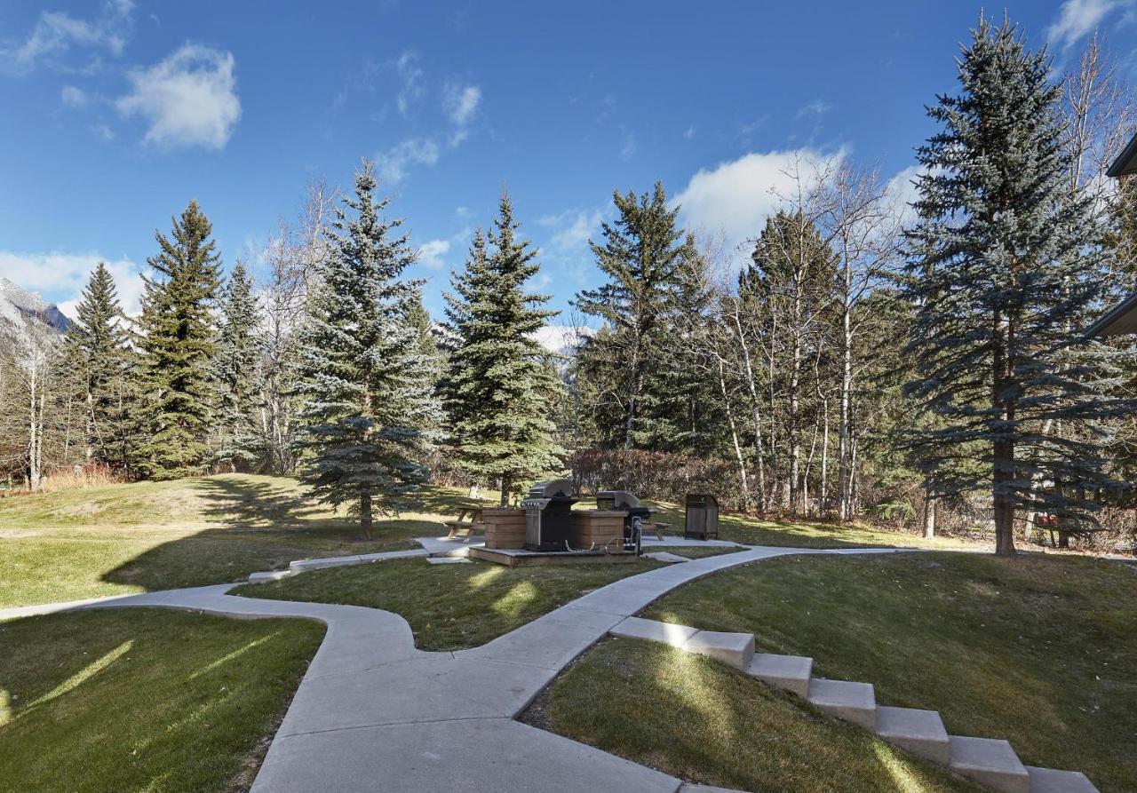 Mountain Gate - Pet Friendly 2Br W Mountain Views And Open Hot Tub Canmore Exterior foto